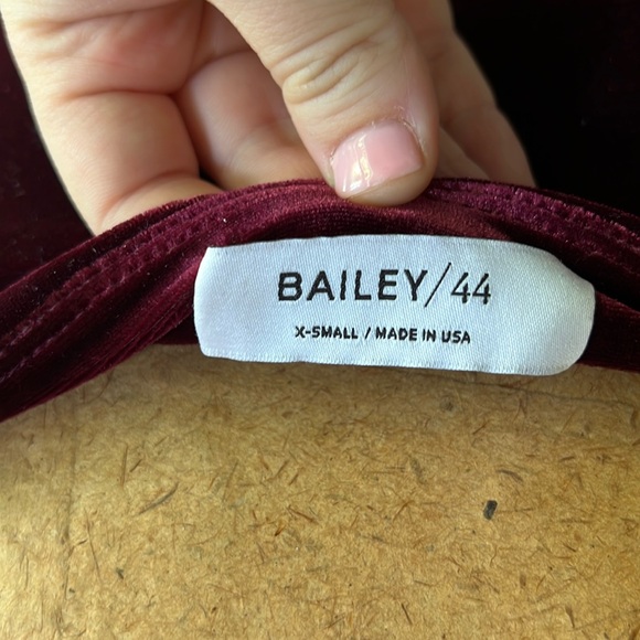 Bailey | 44 Velvet Boat Neck long sleeve - Picture 4 of 8